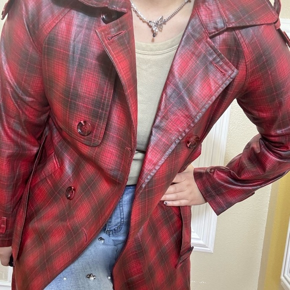 Stylish Red Plaid Women's Trench Coat NWOT - Picture 3 of 7